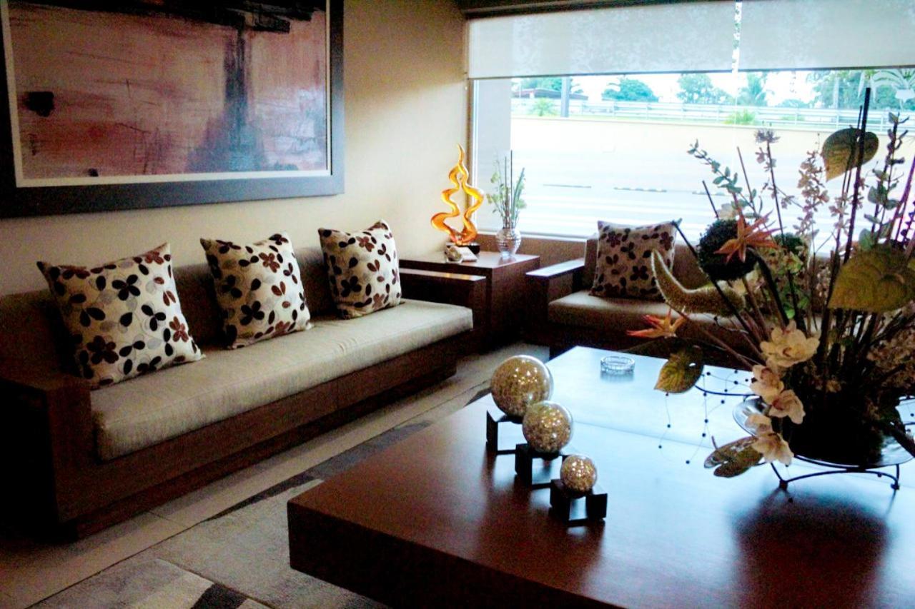 Layfer Express, Cordoba, Ver ภายนอก รูปภาพ